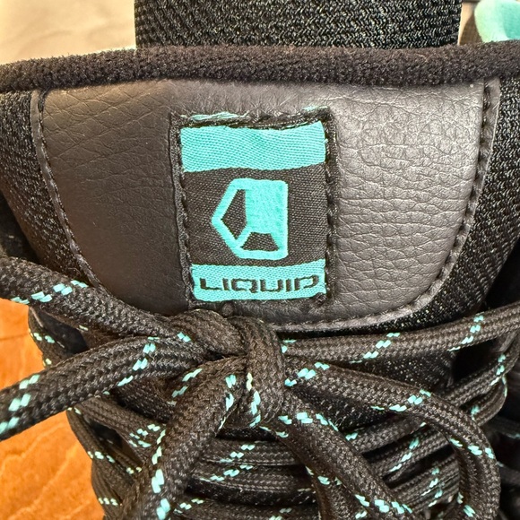 Liquid Cirrus women’s snowboarding boot - Picture 2 of 5